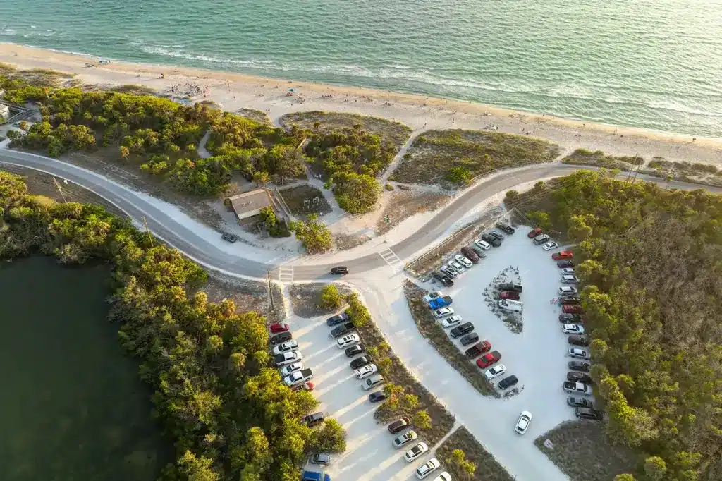 Vue aérienne de la côte atlantique, destination en van VTC depuis Bordeaux